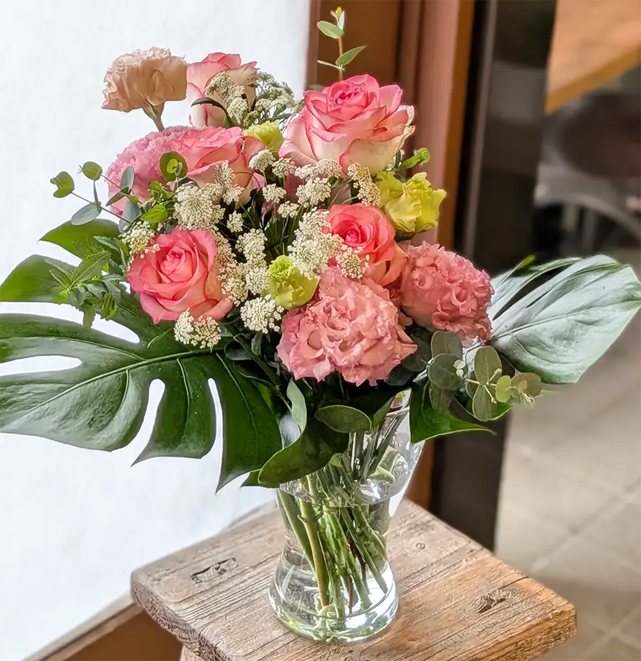 ピンクの花束Mサイズ花瓶