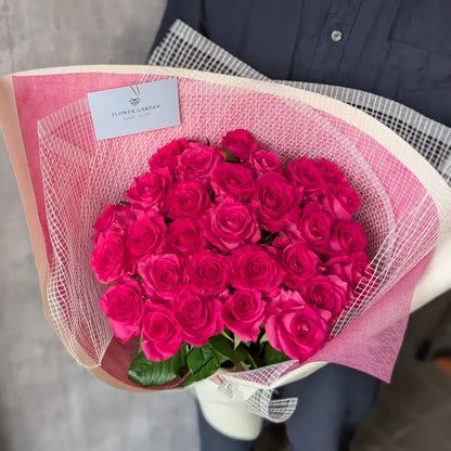プロポーズのピンクのバラの花束・33本