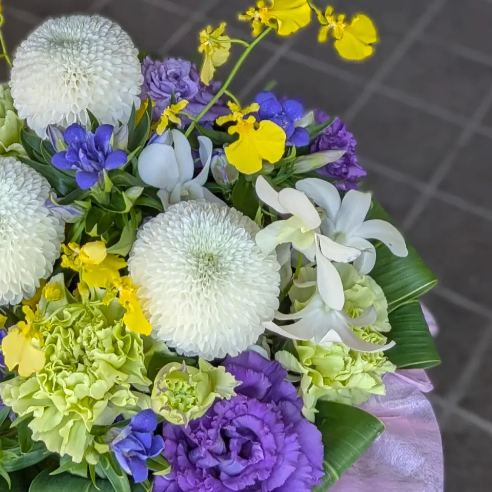 お供えの花・M