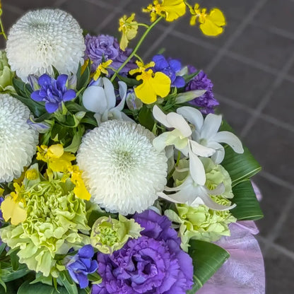お供えの花・M