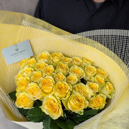 プロポーズの黄色のバラの花束・33本